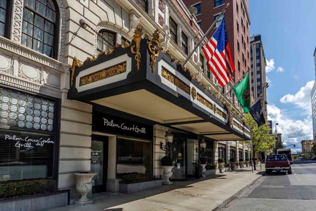 The historic Davenport Hotel building in downtown Spokane highlights the area served by Spokane Brain Injury Lawyers.